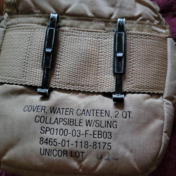 Collapsible Military Water Canteen Bottle with Cover and Sling - Picture 8 of 15